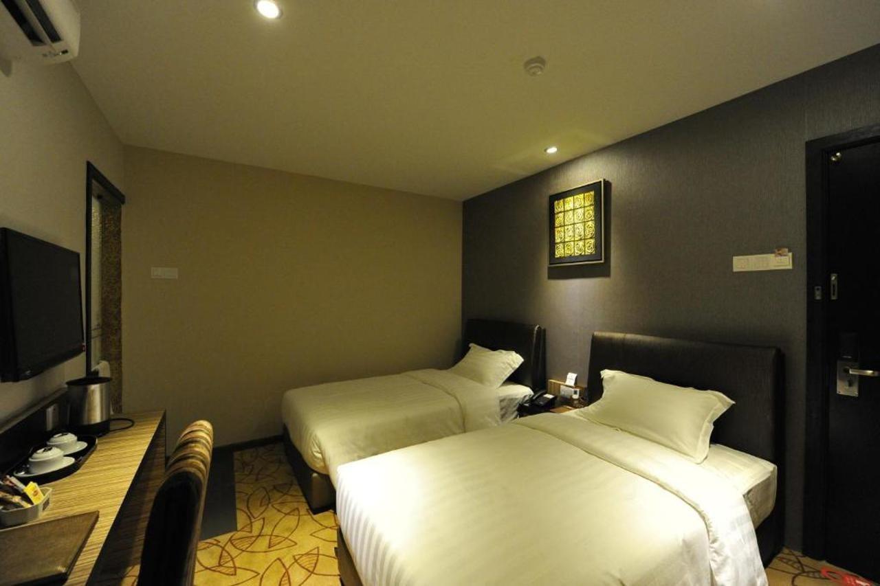 Milano Hotel Kluang Eksteriør billede